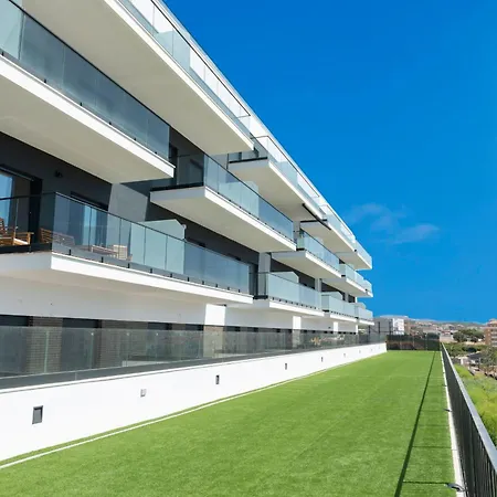 Contemporary One-bedroom 아파트 알가로보